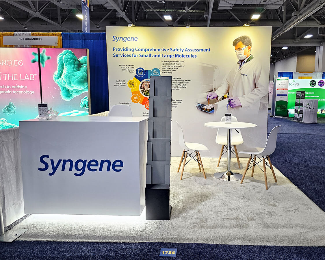 Avant-garde 10x10 trade show rental booth for shows