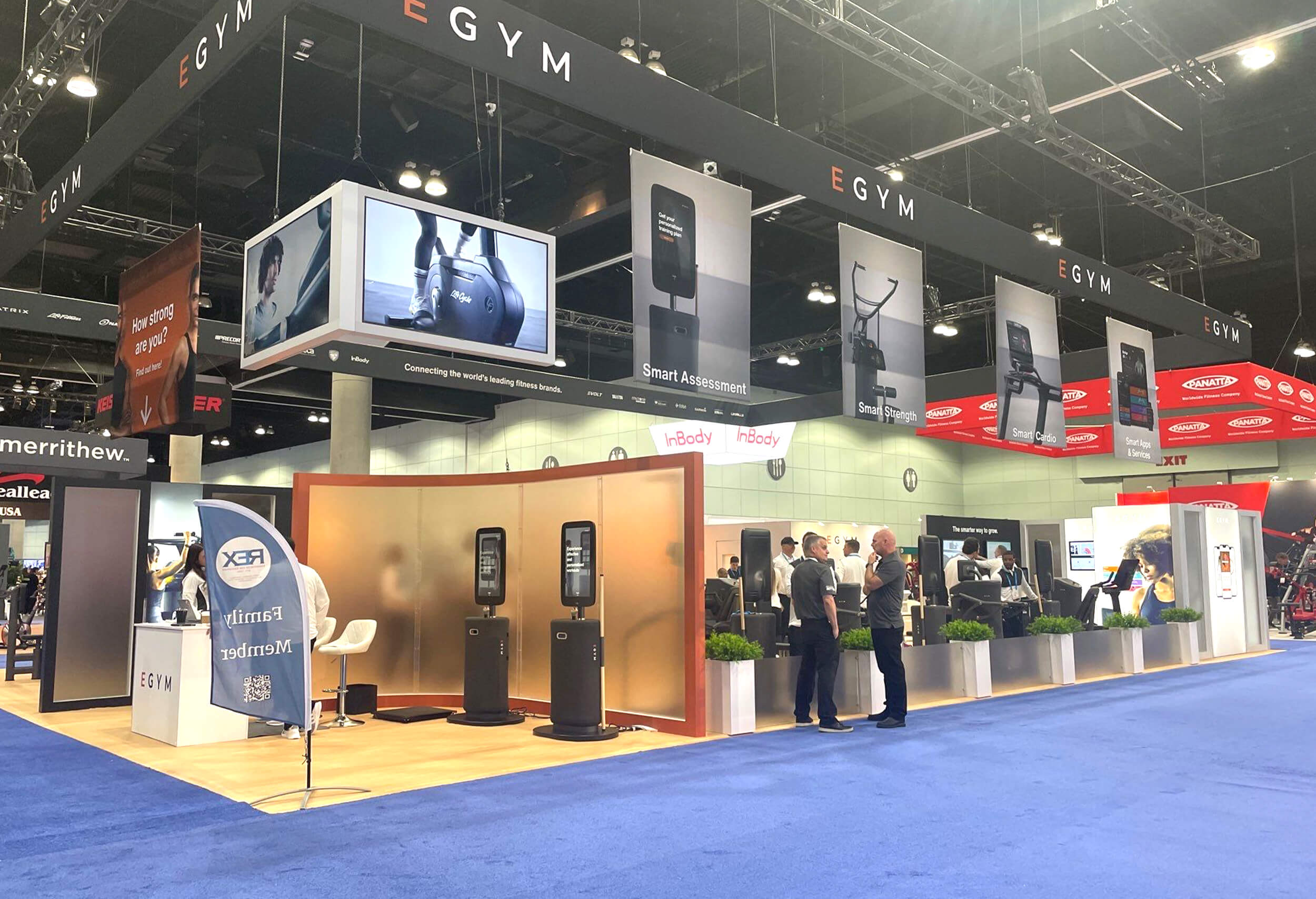 EGYM 50x50 custom exhibit rentals at IHRSA