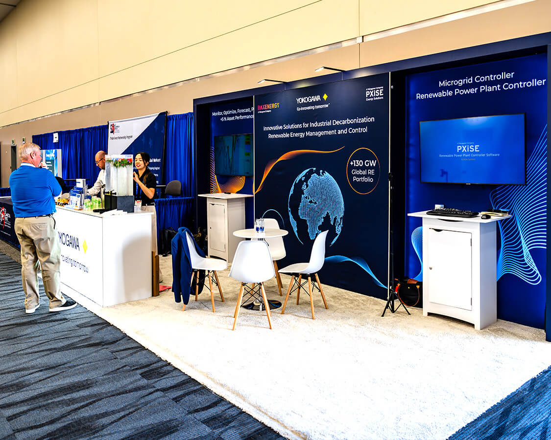 Avant-garde 10x20 trade show rental booth