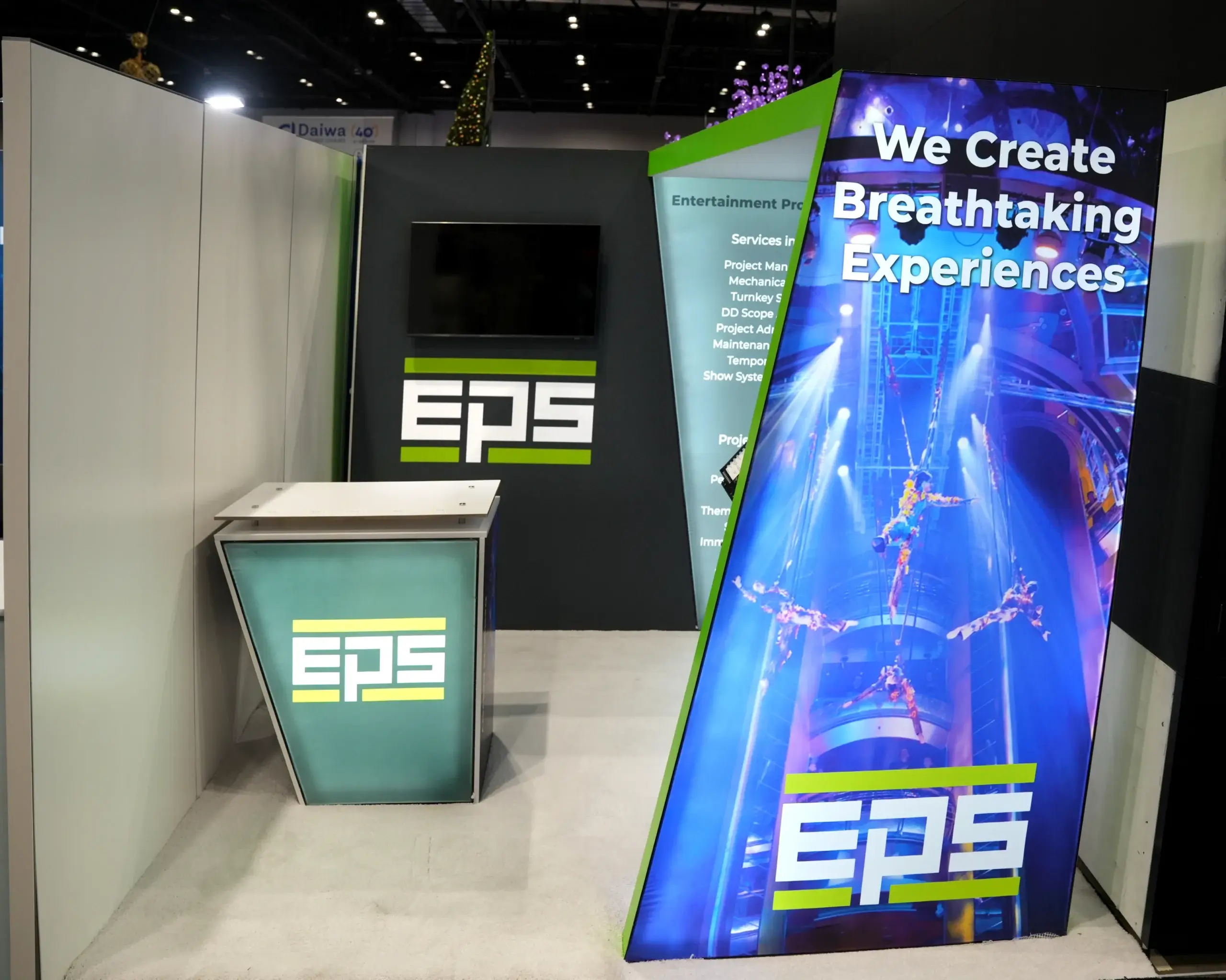 Eye-catching 10x10 booth rental
