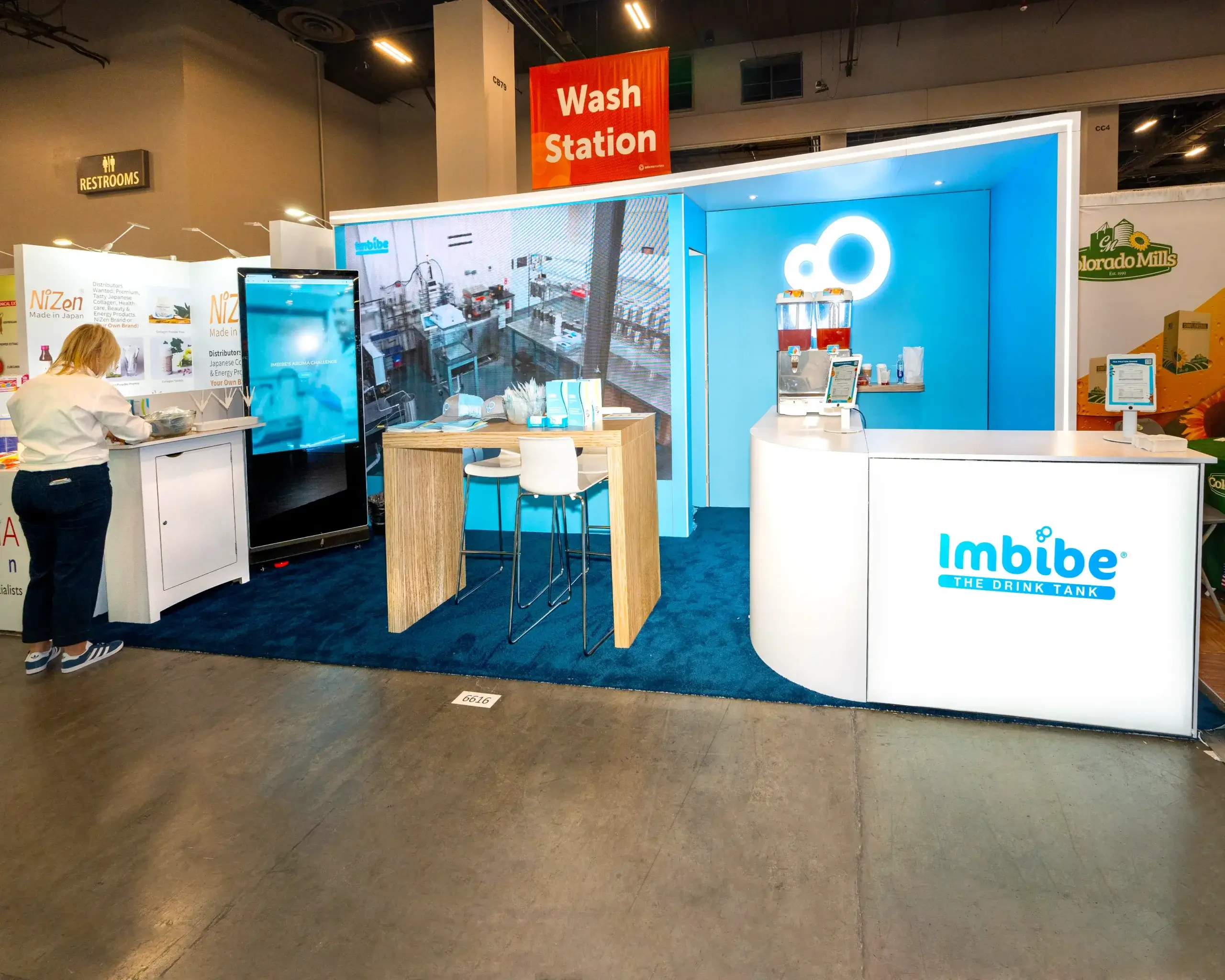Beat your competition with attention-grabbing 10x20 booth rentals for shows