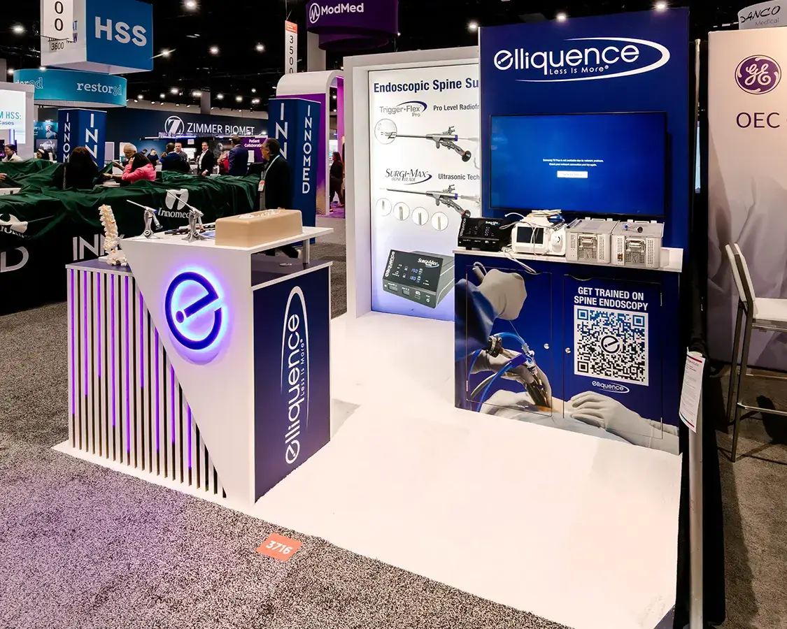 Avant-garde 10x10 trade show rental booth for shows