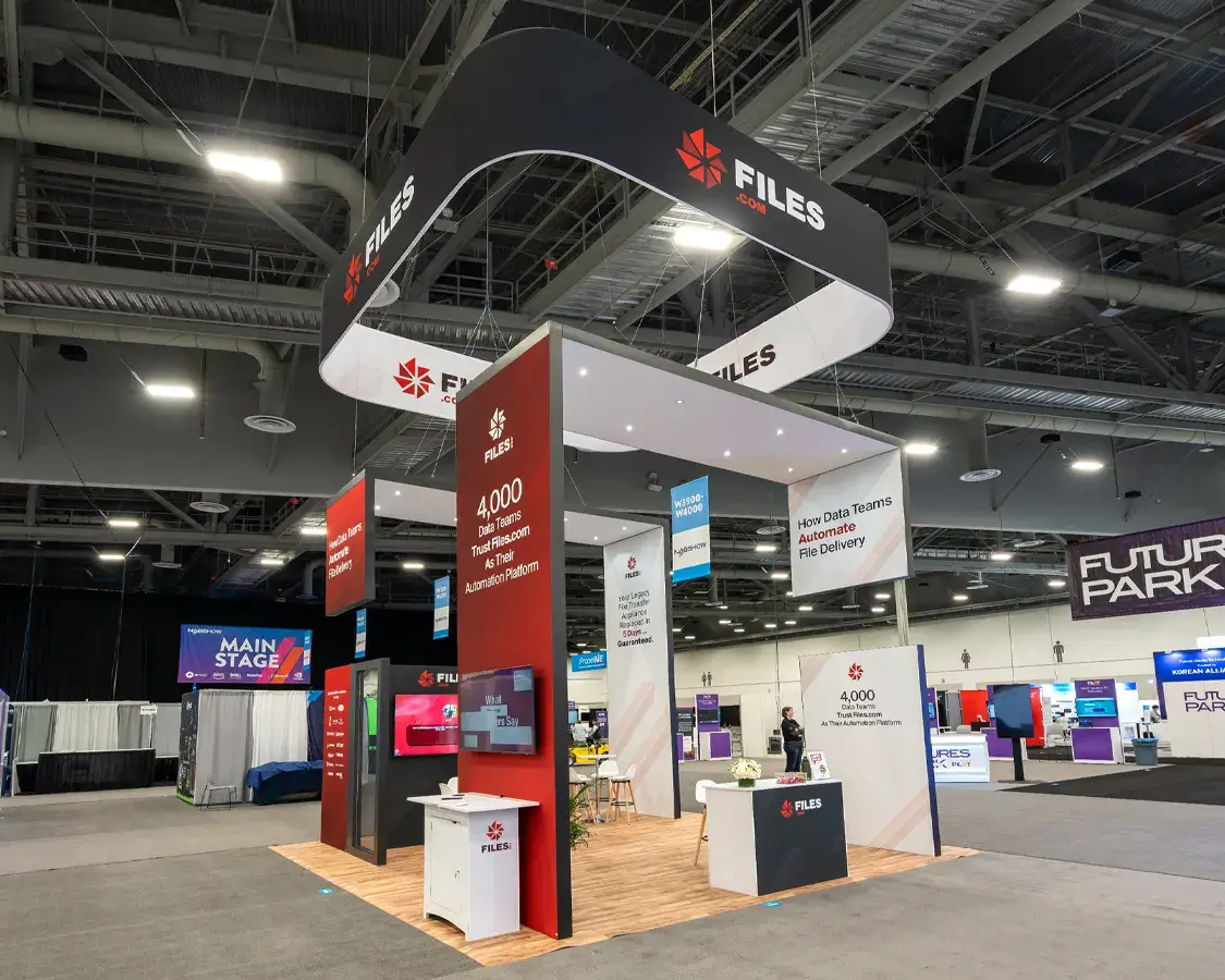 Attract attendees with extraordinary 20x20 rental booth