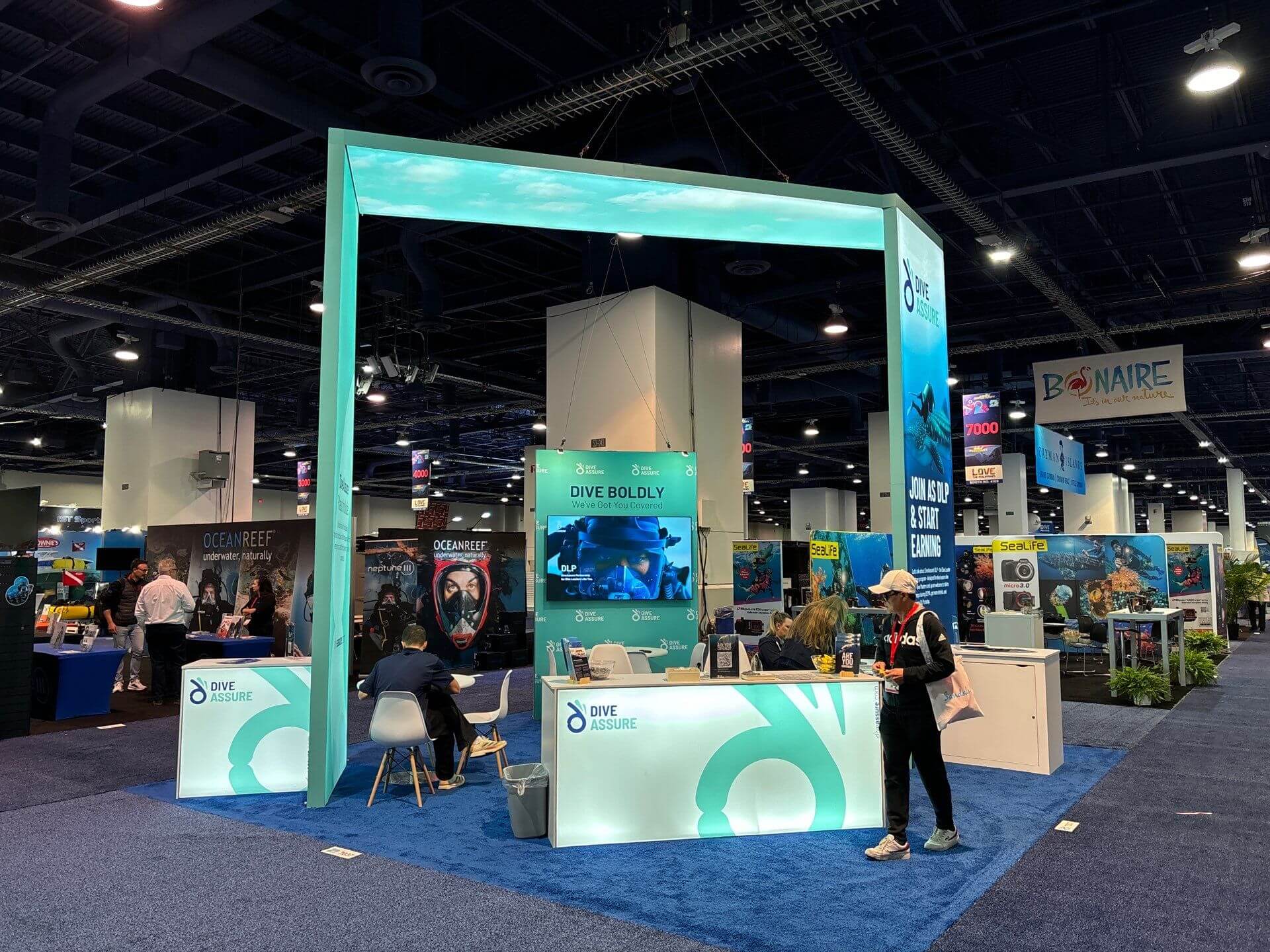 20'x20' Trade-show-booth-rental-built-by-Exponents-at-DEMA-for-Drive-Assure