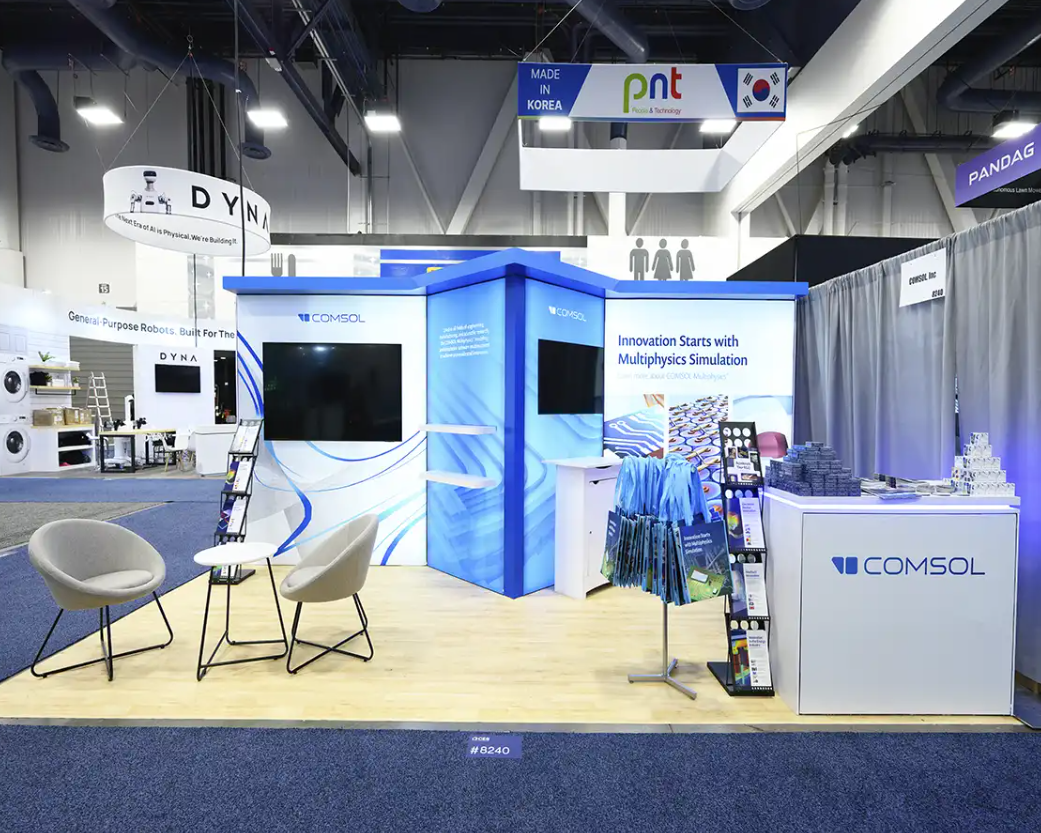 Red Hat trade show booth in Las Vegas